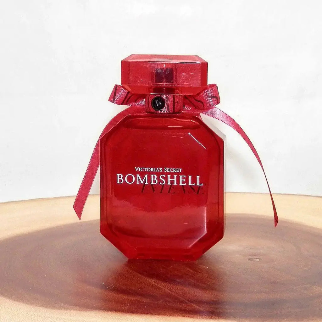 Premium floral fragrance set for women with Bombshell mini perfumes