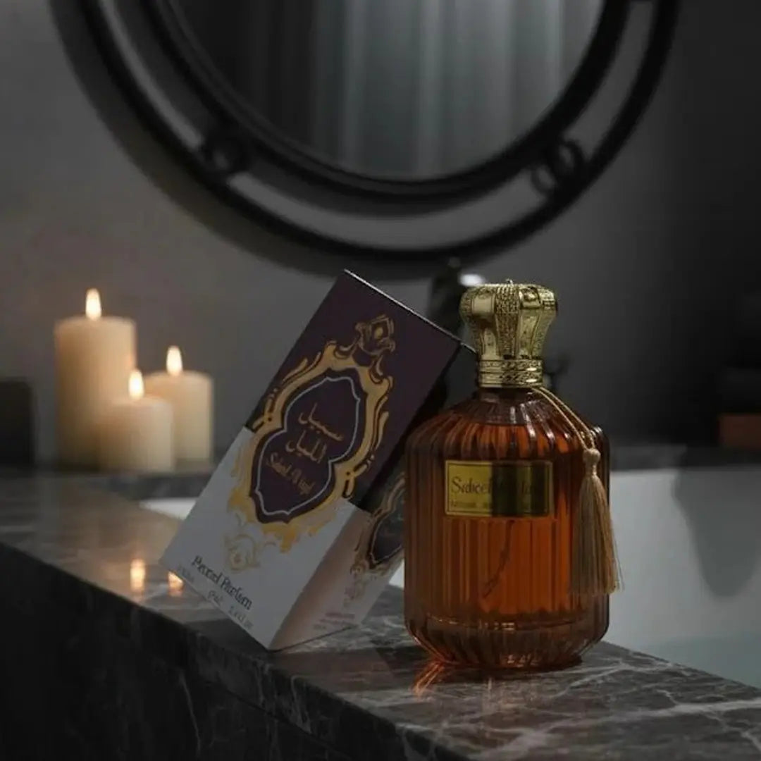 Premium unisex perfume with rich oriental scent and lasting freshness
