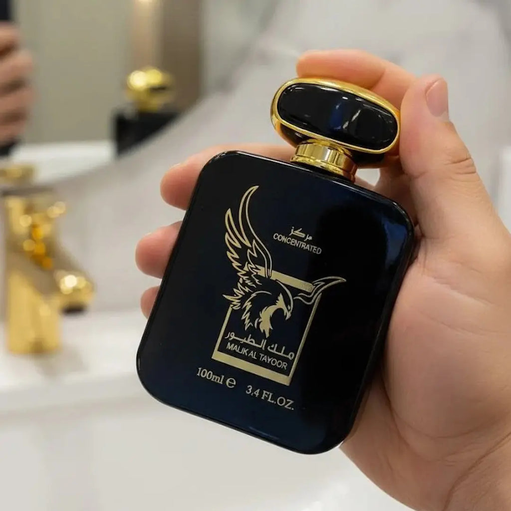 Premium fragrance spray with rich elegant scent and lasting freshness