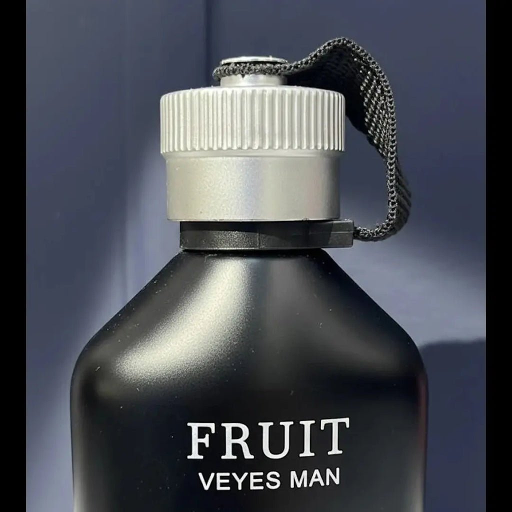 Stylish men fragrance with smooth fruity notes and all day freshness